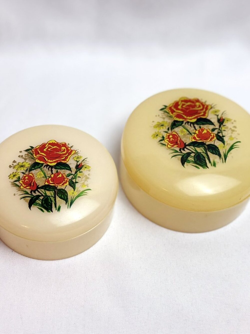 Hong Kong Vintage Floral Trinket Boxes Lightweight Plastic Vanity Set of 2
